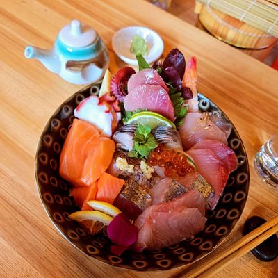 Kaizen Sushi PDX by null
