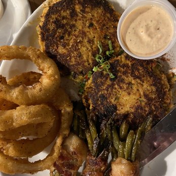 The Half Shell - Crab cake dinner - Seafood Near Me - Saint Simons Island, Georgia The Half Shell - Crab cake dinner - Seafood Near Me - Saint Simons Island, Georgia