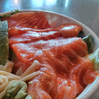 Berkeley Bowl Marketplace - A close up of that beautiful salmon in the salmon bowl. ($8.50) - Grocery Near Me - Berkeley, California