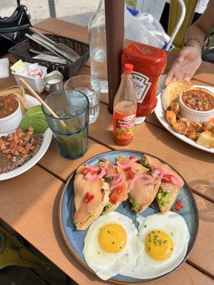 Almond Butterfly Bistro by null