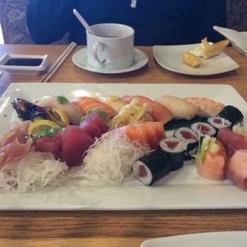 Sushi UNI - Sushi/sashimi combo great for sharing!! - Sushi Bars Near Me - Lenexa, Kansas Sushi UNI - Sushi/sashimi combo great for sharing!! - Sushi Bars Near Me - Lenexa, Kansas
