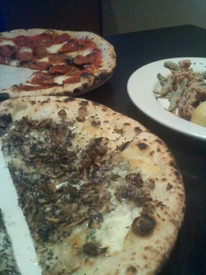 Rosso Pizzeria & Wine Bar by null