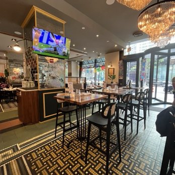 Mexican Radio - Restaurant - Mexican Near Me - Chicago, Illinois