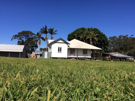 Three Blue Ducks, Byron Bay by null