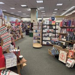 Barnes & Noble