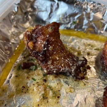 King's Chicken Wings - Union Hall - Parmesan garlic Wing - Barbeque Near Me - Waco, Texas