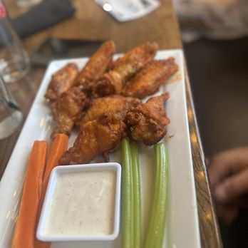 Stuft Pizza Bar & Grill - Volcano Wings - Pizza Near Me - La Quinta, California Stuft Pizza Bar & Grill - Volcano Wings - Pizza Near Me - La Quinta, California