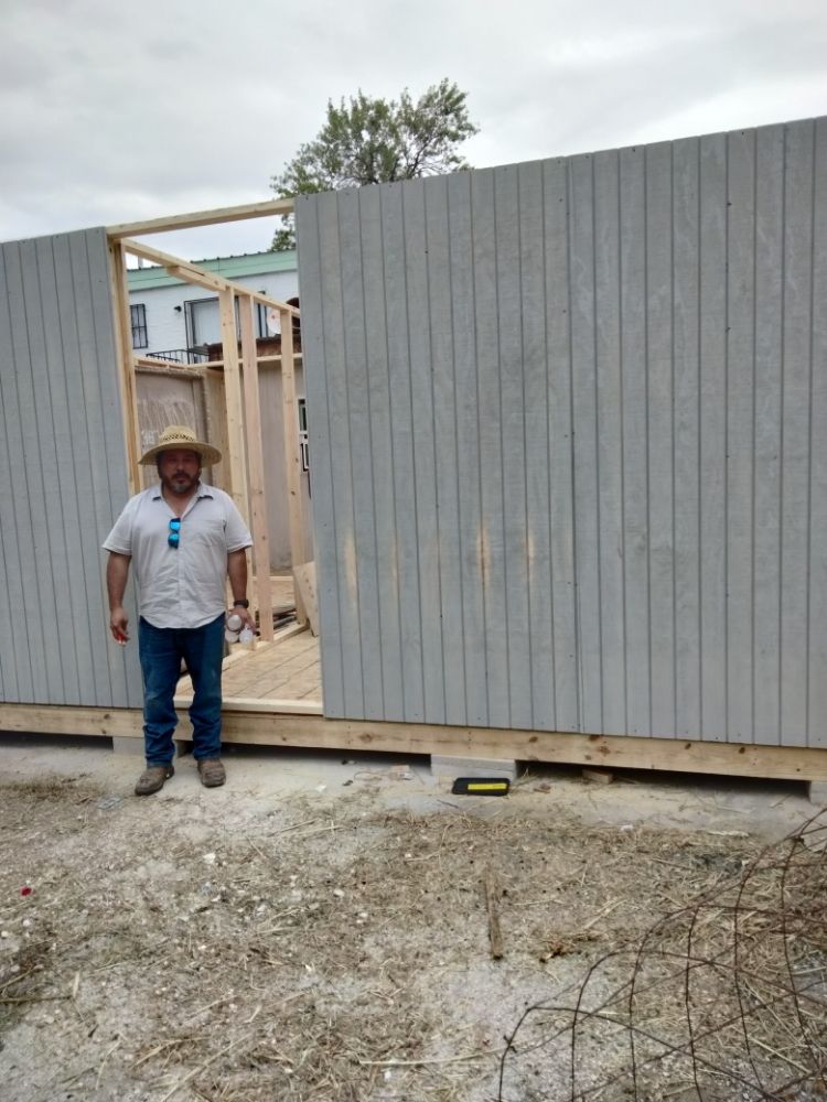 Slide of IA Handyman