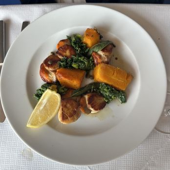 The River Cafe - Capesante - Scottish Scalops seared with capers, sage and Ligurian pumpkin with braised cima di rape £57 - Italian Near Me - London, XGL