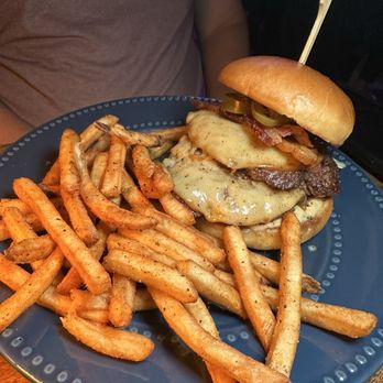 The Caz - Burger - Music Venues Near Me - Buffalo, New York