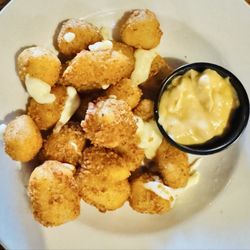 Green Bay Distillery - Pretzel Curds