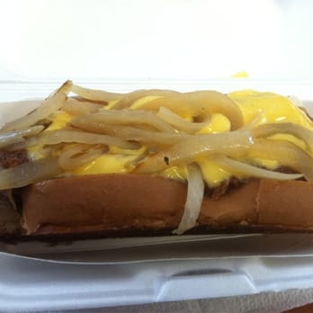 Chef's Dog House - Junkyard dog - Hot Dogs Near Me - Newington, Connecticut