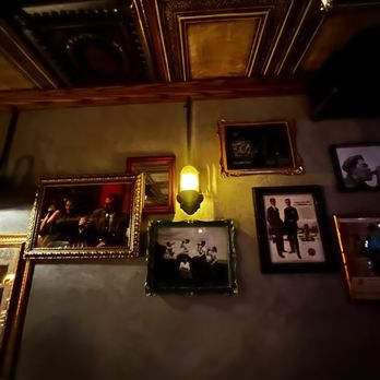 Pines Room - Decor - Cocktail Bars Near Me - Park Ridge, Illinois