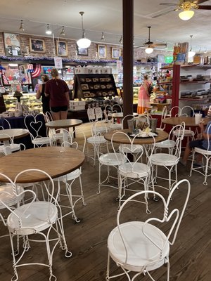 La King's Confectionery by null