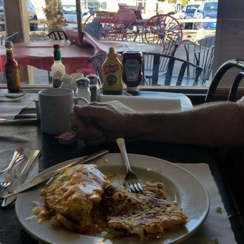Crowbar Cafe - American Near Me - Shoshone, California