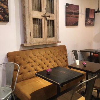 Amara Chocolate & Coffee - Cute decor - Coffee & Tea Near Me - Pasadena, California Amara Chocolate & Coffee - Cute decor - Coffee & Tea Near Me - Pasadena, California