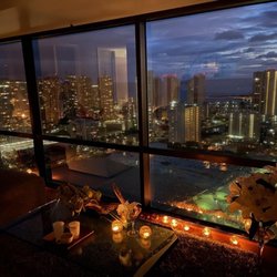 Pin Thai Massage - Night time