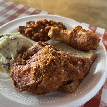 Gus's World Famous Fried Chicken