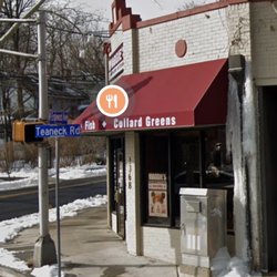 Maggies Southern Kitchen - Outside picture. Corner of Teaneck Rd and West Englewood Ave.