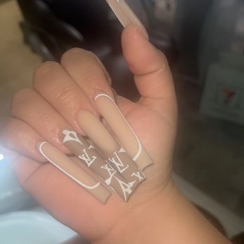 Dees Palace Nail Place - Nail Technicians Near Me - Lakewood, Colorado Dees Palace Nail Place - Nail Technicians Near Me - Lakewood, Colorado