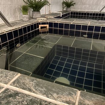 Makaloa Sauna - Hot and cold baths. - Massage Near Me - Honolulu, Hawaii Makaloa Sauna - Hot and cold baths. - Massage Near Me - Honolulu, Hawaii