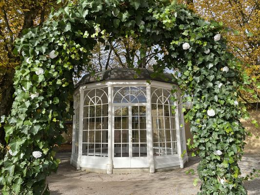 Schloss Hellbrunn by null