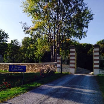 Manoir de Montflambert - Zufahrt Manoir de Montflambert - Bed & Breakfast Near Me - Mutigny, 51