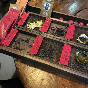 Say Hi - Choice of different types of tea for roasting tea - Bars Near Me - Flushing, New York