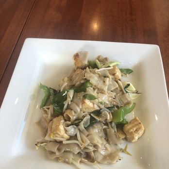 Thai Curry - Drunken Noodles - Thai Near Me - Westminster, Colorado