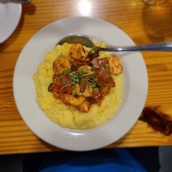 Basnight's Lone Cedar Cafe - Shrimp and grits - Seafood Near Me - Nags Head, North Carolina Basnight's Lone Cedar Cafe - Shrimp and grits - Seafood Near Me - Nags Head, North Carolina