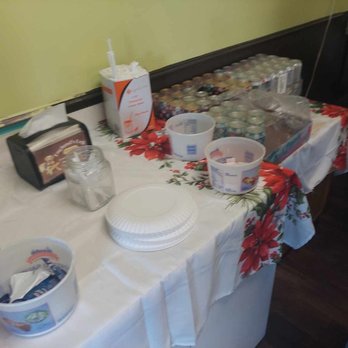 Englunds Deli II - Condiment Table - Delis Near Me - Cape Coral, Florida