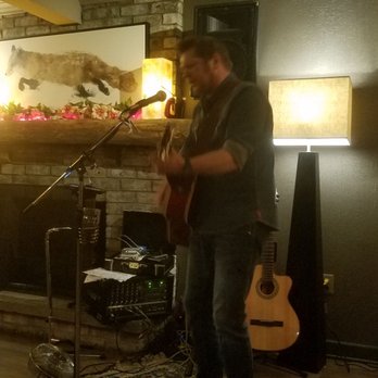 Rotunda Brew Pub - Great sing-a-long music on a Saturday night - New American Near Me - Hershey, Pennsylvania