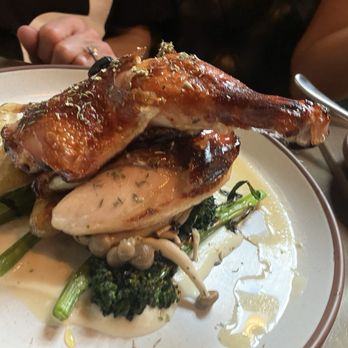 Farm Bar - Lakeview - Chicken - Bars Near Me - Chicago, Illinois