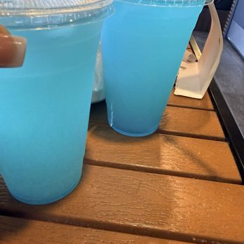 Five Star Chicken - Lemonade- blue raspberry and watermelon blueberry - Chicken Shop Near Me - Vallejo, California