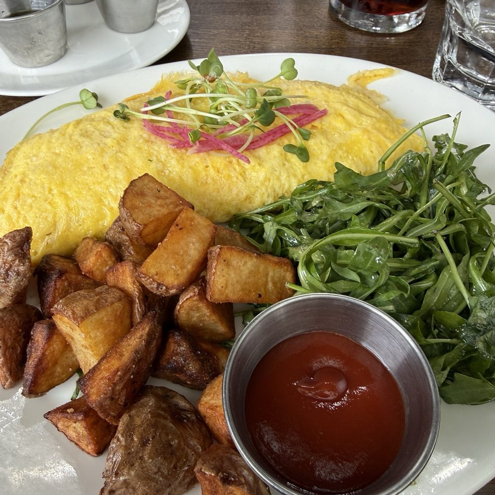 West Park Bistro - Veggie Omelette - American Near Me - San Carlos, California West Park Bistro - Veggie Omelette - American Near Me - San Carlos, California