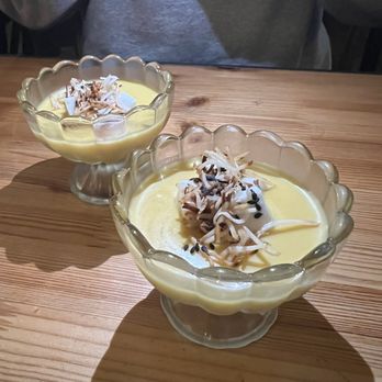 Hed verythai - mango pudding dessert with coconut flakes - Thai Near Me - San Francisco, California Hed verythai - mango pudding dessert with coconut flakes - Thai Near Me - San Francisco, California