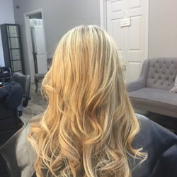 MAX & FI Salon
