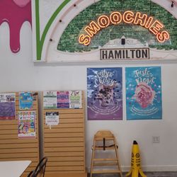Smoochie's Boba & Crepes