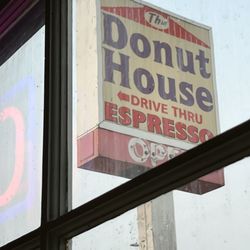 Donut House