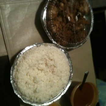 El Bohio Tropical Square Restaurant - Dominican Near Me - Bronx, New York