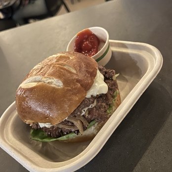Oddstory Brewing - Double anomaly burger - Beer Bar Near Me - Chattanooga, Tennessee Oddstory Brewing - Double anomaly burger - Beer Bar Near Me - Chattanooga, Tennessee