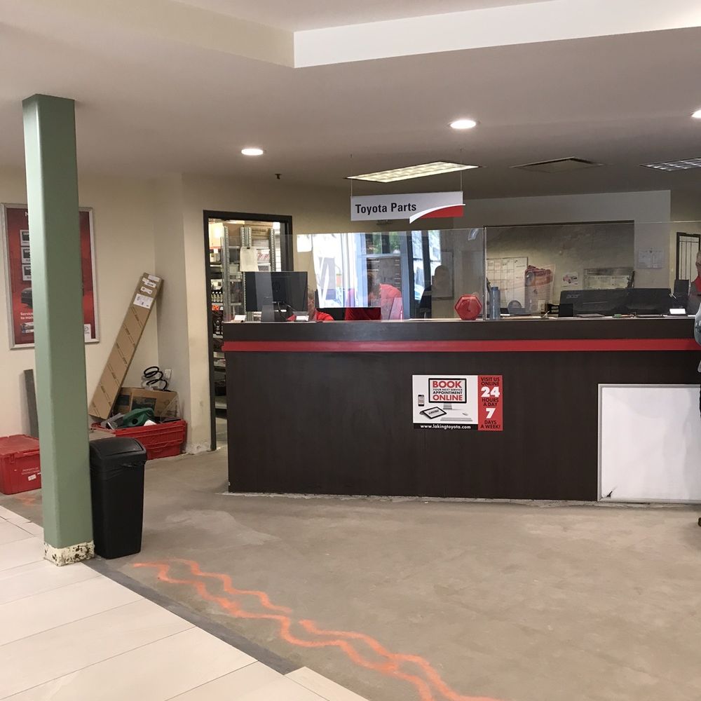 Laking Toyota - Parts Department counter - Car Dealers Near Me - Sudbury, Ontario Laking Toyota - Parts Department counter - Car Dealers Near Me - Sudbury, Ontario