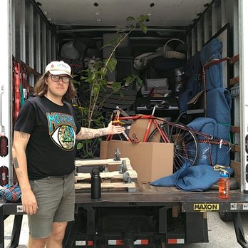 MOVERAMA - Philip and the MOVERAMA team made short work of this one bedroom load up. - Movers Near Me MOVERAMA - Philip and the MOVERAMA team made short work of this one bedroom load up. - Movers Near Me