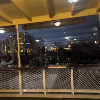 Pilothouse Restaurant - Viewing area - New American Near Me - Sacramento, California