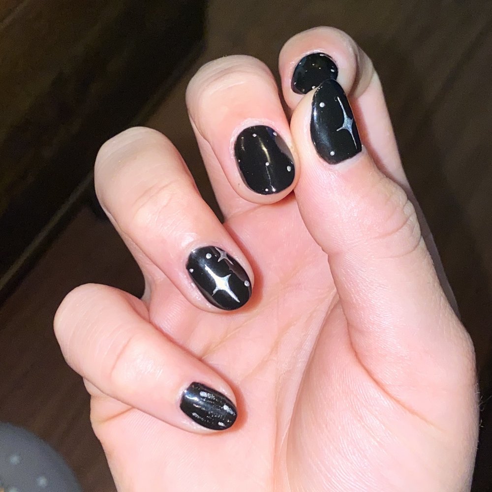 VO Nails Spa - Pinky is smudged. - Nail Salons Near Me - Jacksonville, North Carolina VO Nails Spa - Pinky is smudged. - Nail Salons Near Me - Jacksonville, North Carolina