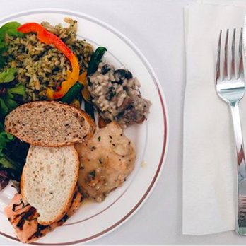 Casera Group - salad, chicken, mushroom risotto, green beans, cilantro lime rice, and assorted bread. Yum Yum. - Caterers Near Me - Bogota, New Jersey Casera Group - salad, chicken, mushroom risotto, green beans, cilantro lime rice, and assorted bread. Yum Yum. - Caterers Near Me - Bogota, New Jersey