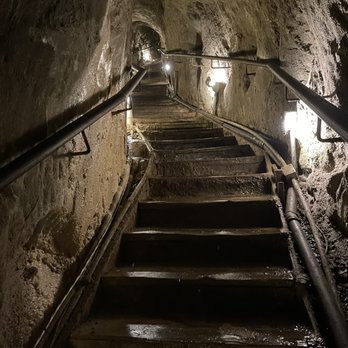 Cave Store - Walking Tours Near Me - La Jolla, California