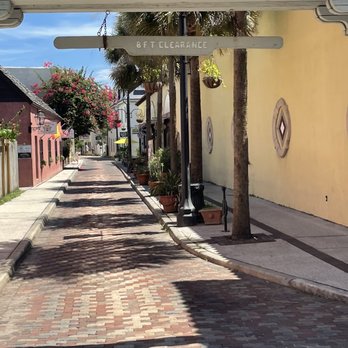Old Town Trolley Tours St Augustine - Historical Tours Near Me - St. Augustine, Florida