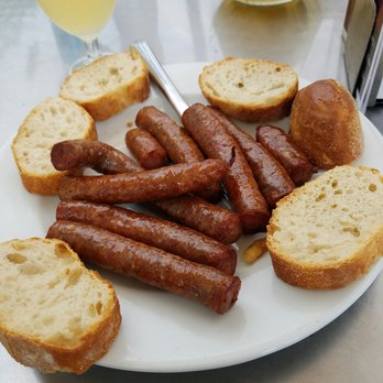 Las Delicias - Sausage with bread - Tapas Bars Near Me - Barcelona, B