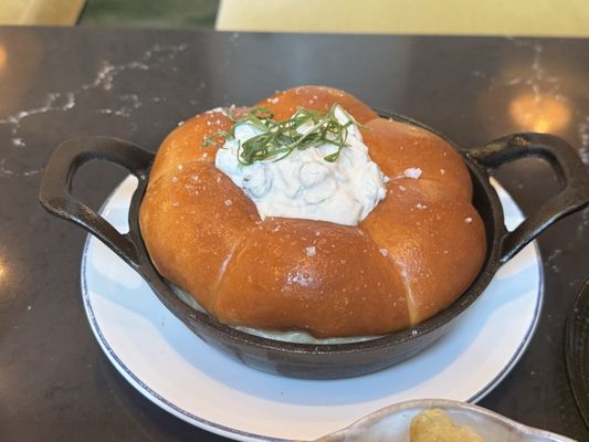 Lounge on Pearl by null